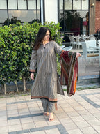 ZAREV – Monochrome Maze: Black & Ivory Geometric Lawn 3-Piece Stitched Suit