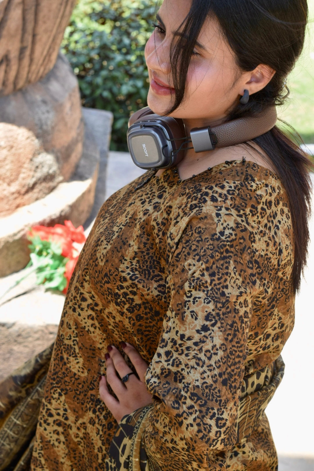 ZAREV – Sahara Nights: Earthy Leopard Motif Lawn 3-Piece Stitched Suit
