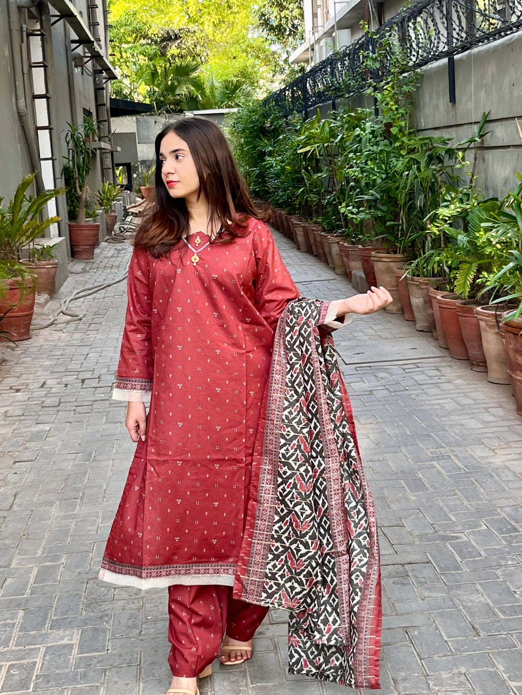 ZAREV – Azure Ikat: Maroon Geometric Motif Lawn 3-Piece Stitched Suit
