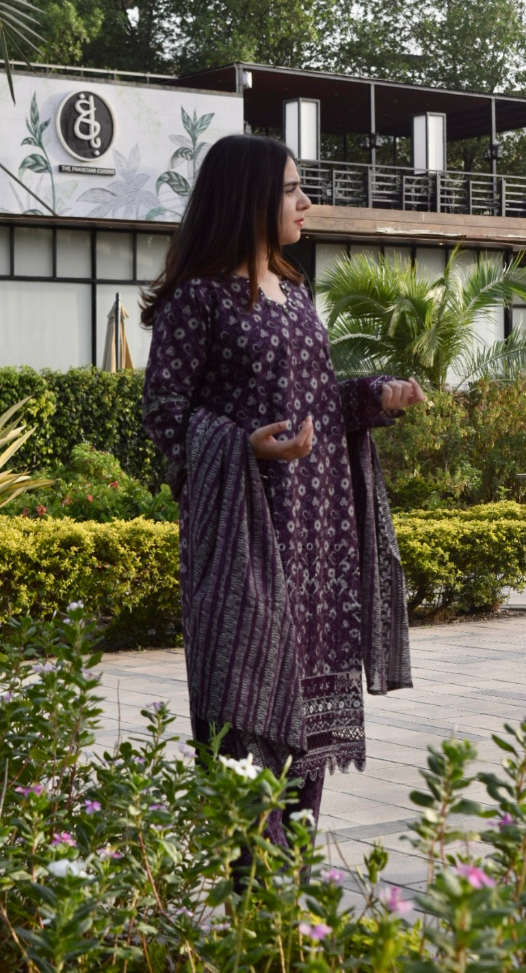 Embroidered Purple – Article No. 01