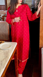 ZAREV – Scarlet Glow: Crimson Red Geometric Lawn 3-Piece Stitched Suit