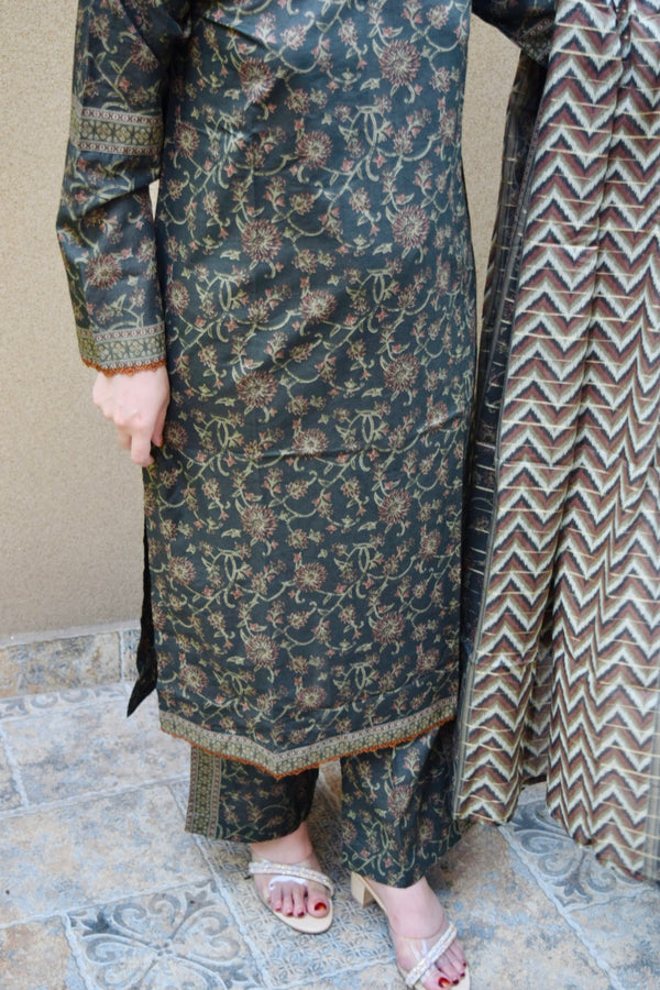 Olive Mystique Premium Textured Luxury Lawn 3-Piece Stitched LAWN-021