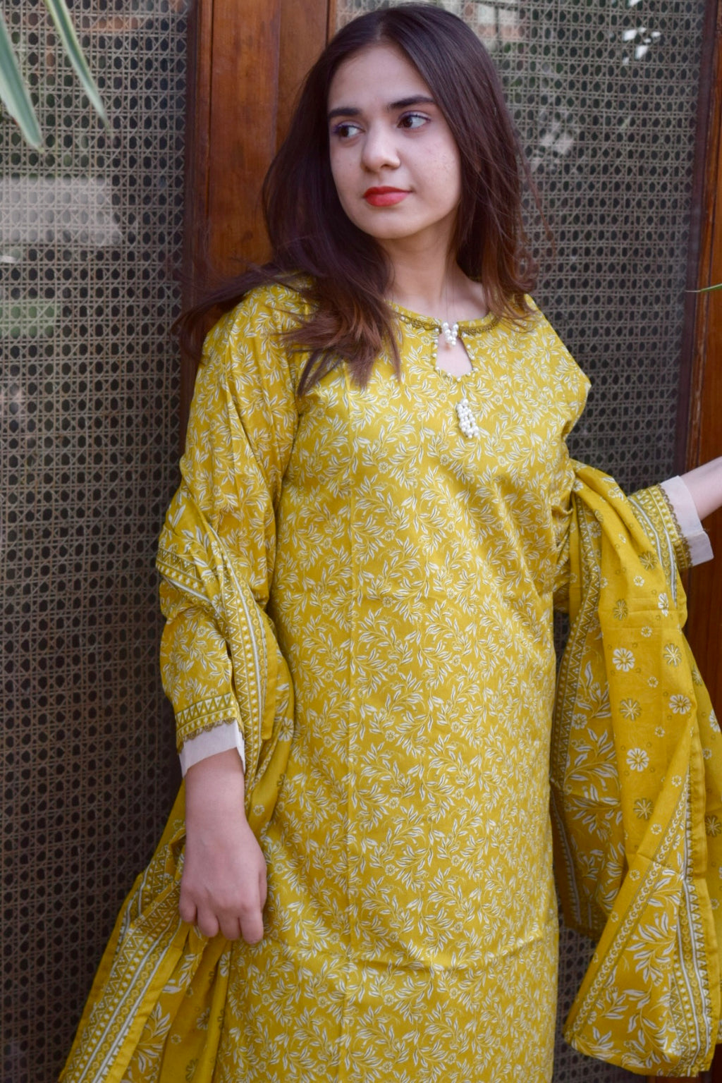 ZAREV – Mustard Blossom: Olive Mustard Floral Lawn 3-Piece Stitched Suit