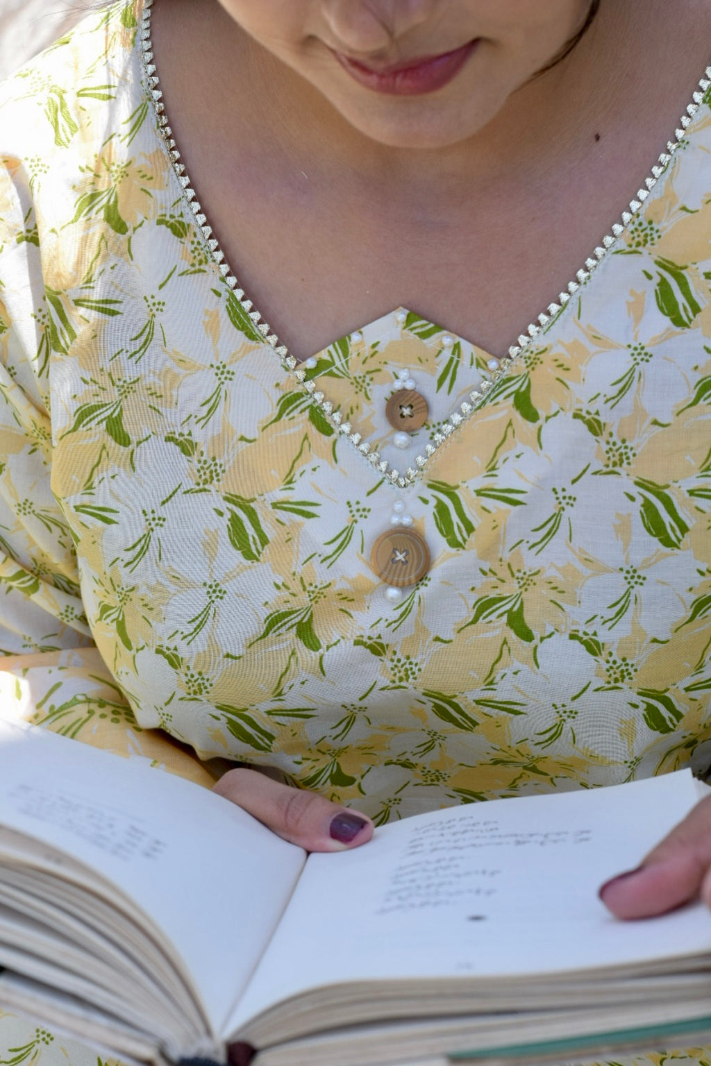 ZAREV – Sun-Kissed Petals: Lemon Yellow Floral Lawn 3-Piece Stitched Suit