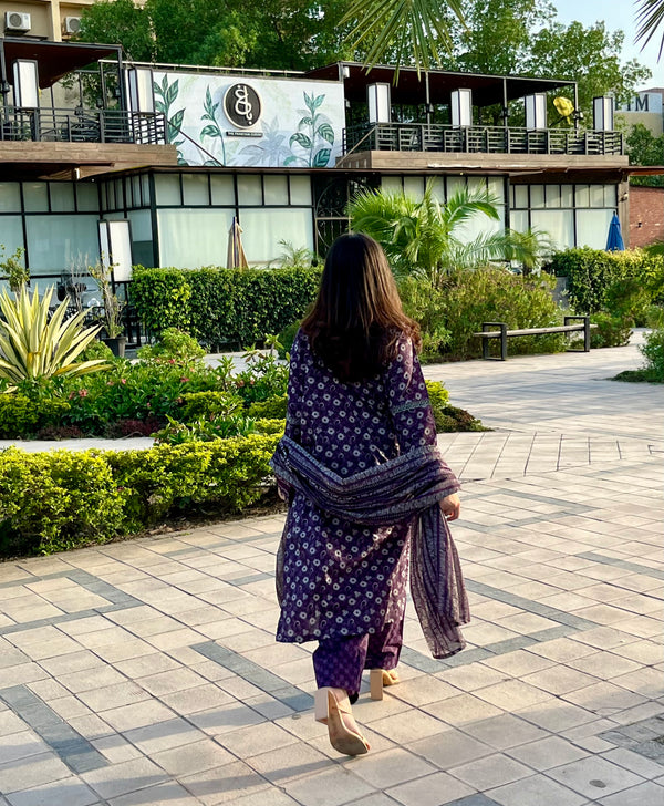 Embroidered Purple – Article No. 01