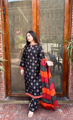 ZAREV – Teal Tapestry: Deep Teal Floral Lawn 3-Piece Stitched Suit
