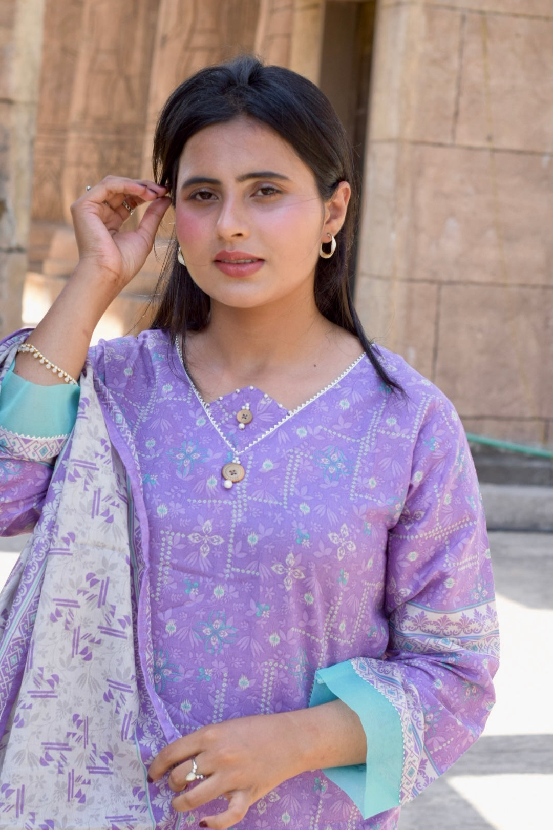 ZAREV – Lavender Dream: Amethyst Purple Floral Lawn 3-Piece Stitched Suit