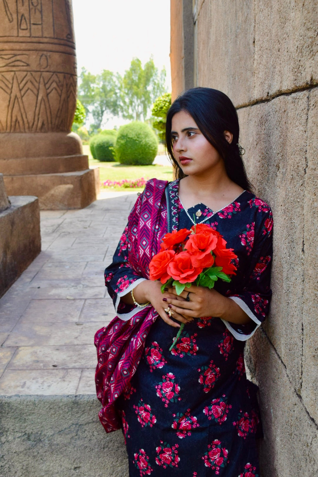 ZAREV – Midnight Blossom: Charcoal Black & Magenta Floral Lawn 3-Piece Stitched Suit