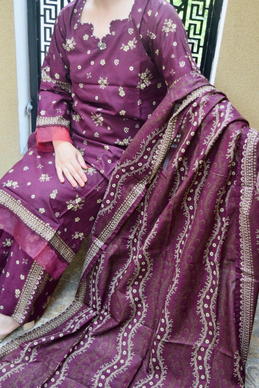 ZAREV Royal Plum & Gold Print Stitched Lawn 3PC Suit