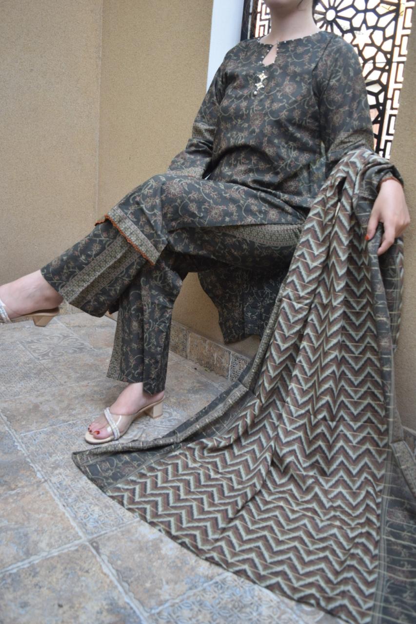 ZAREV Charcoal Green Botanical Printed Stitched Lawn Collection