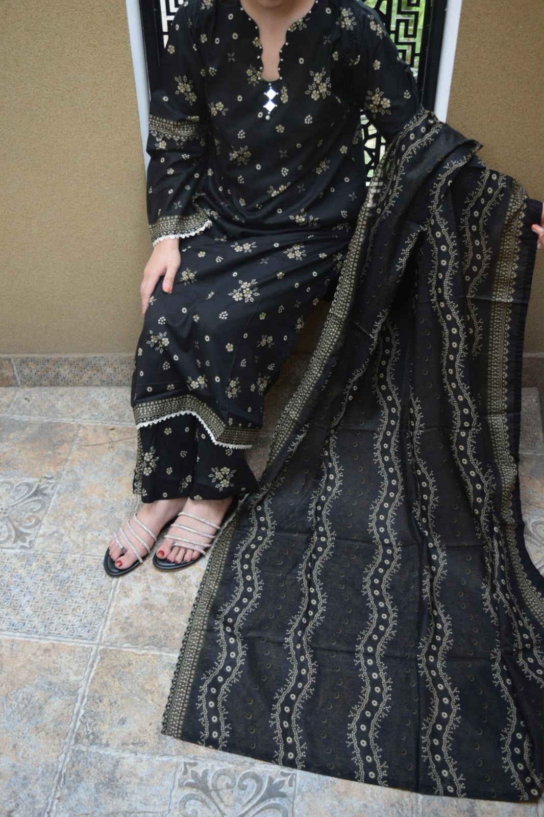 ZAREV Midnight Black Gold Motif Stitched Lawn Collection