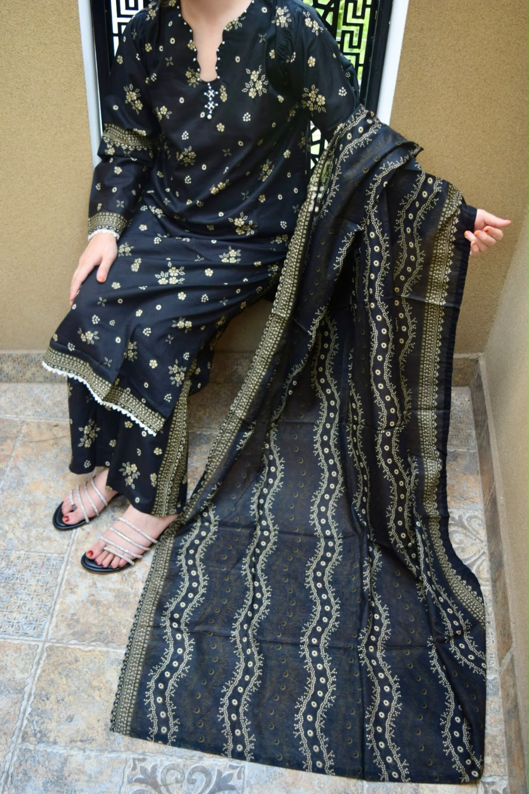 ZAREV Midnight Black Gold Motif Stitched Lawn Collection