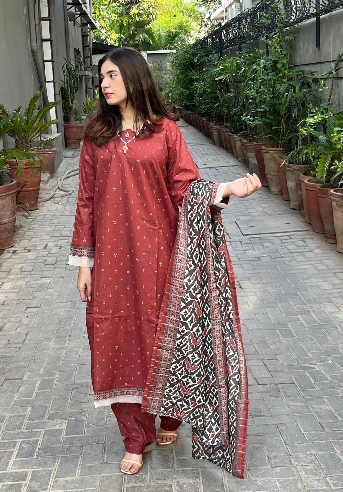 ZAREV Rust Maroon Printed 3-Piece Stitched Lawn Suit