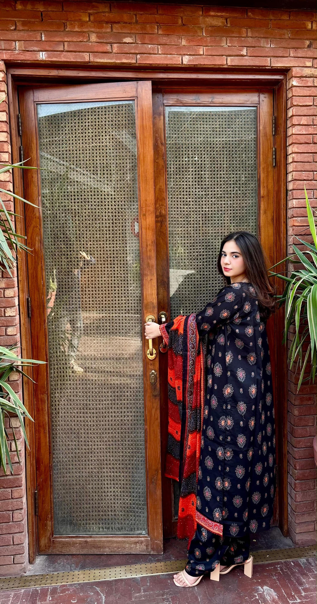 ZAREV Black Ethnic Printed 3-Piece Stitched Lawn Suit with Chunri Dupatta