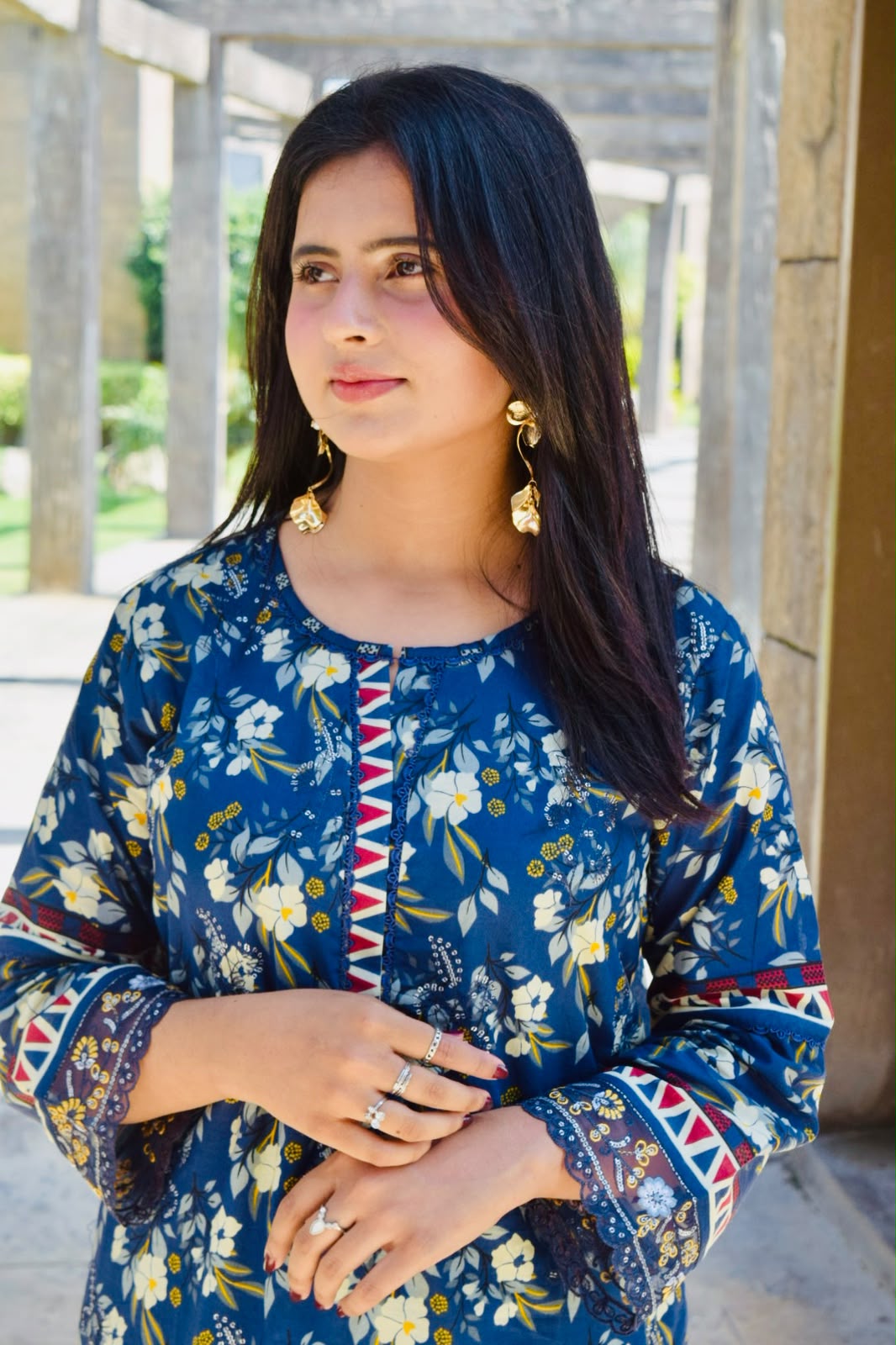 ZAREV Sapphire Blue Embroidered Lawn 3PC Suit with Yellow Dupatta