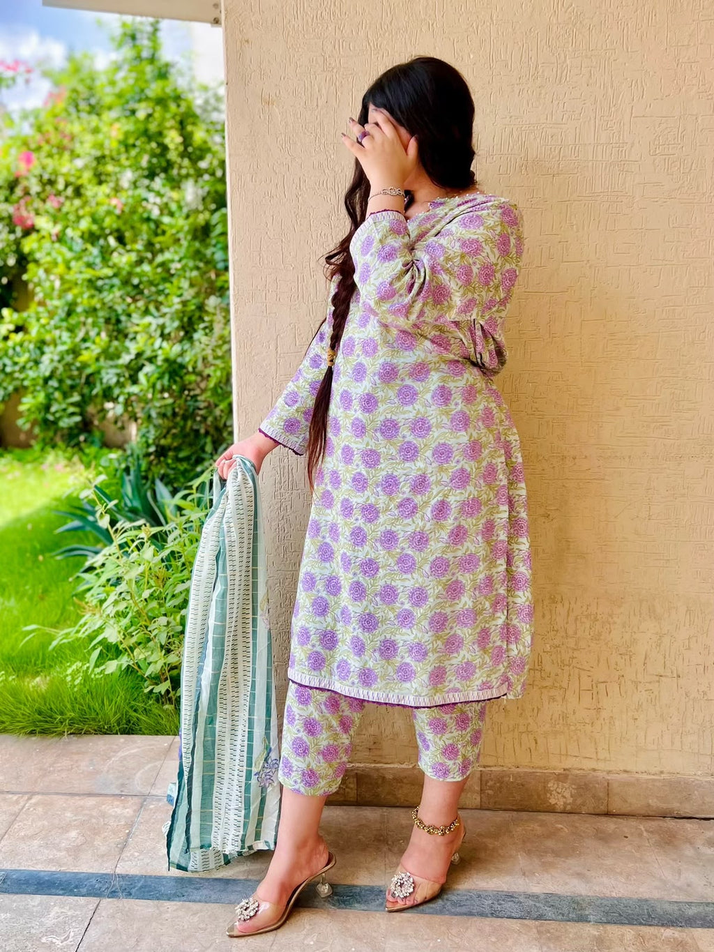 ZAREV Purple Floral Printed Lawn 3PC Suit with Sea Green Dupatta