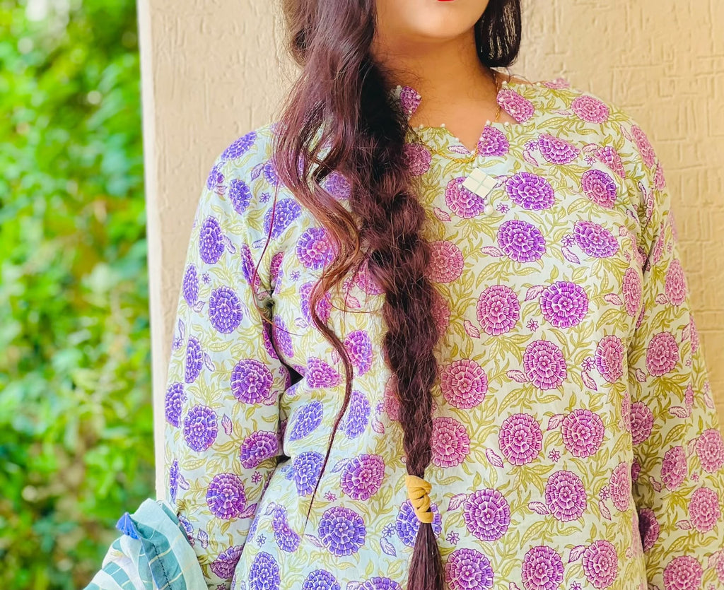 ZAREV Purple Floral Printed Lawn 3PC Suit with Sea Green Dupatta